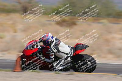 media/Oct-09-2022-SoCal Trackdays (Sun) [[95640aeeb6]]/Turn 15 Inside Distant Pans (1145am)/